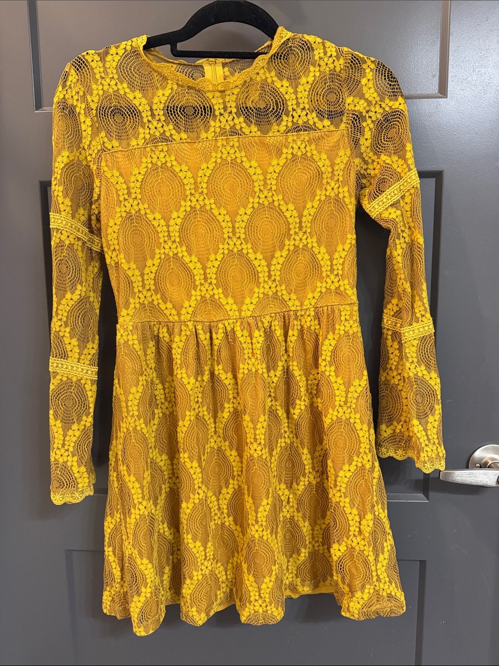 Xhilaration Yellow Lace Long-Sleeve Fit-and-Flare Summer Dress Size XS